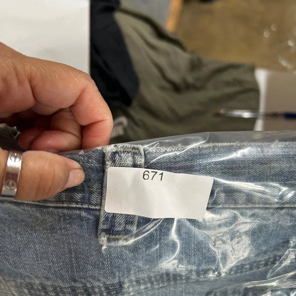 Wrangler Carpenter Jeans Mens Size 40 Blue Denim Relaxed Fit Distressed Workwear